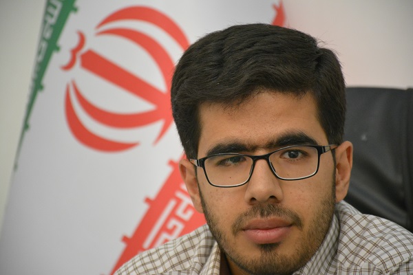 تولید نوشت&zwnj;افزار ایرانی با تصویر قهرمانان آذربایجان&zwnj;غربی برای نخستین بار در کشور