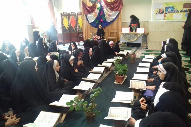 اجراء 2500 ساعت آموزش قرآن در کرمانشاه