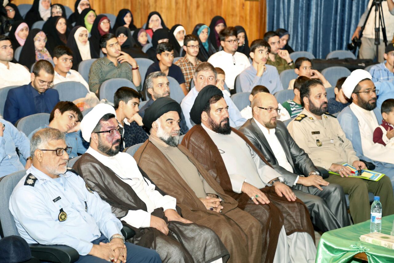 ادامه مسابقات قرآن بانوان شاغل و خانواده کارکنان آجا + عکس