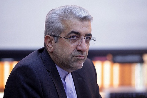 استقبال وزیر نیرو از پیشنهاد مولوی عبدالحمید برای حل مشکل آب هیرمند