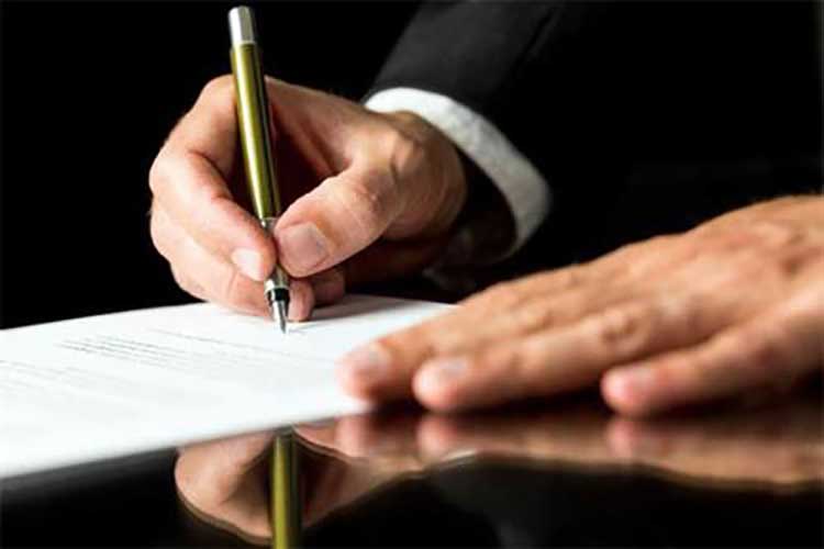 انعقاد تفاهمنامه همکاری بین کمیته امداد و حوزههای علمیه یزد انعقاد تفاهمنامه همکاری بین کمیته امداد و حوزههای علمیه یزد