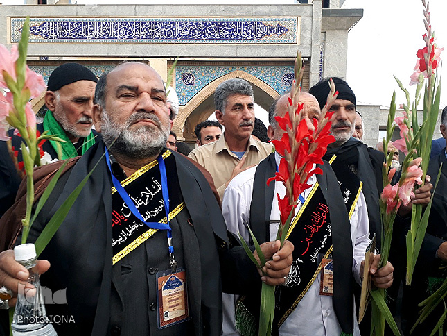 آغاز به کار اجلاس بینالمللی تجلیل از پیرغلامان حسینی در لرستان + عکس آغاز به کار اجلاس بینالمللی تجلیل از پیرغلامان حسینی در لرستان + عکس
