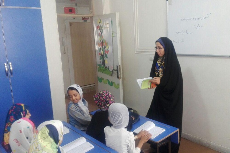 اختتامیه دوره‌های تابستانه آموزش قرآن در مؤسسه بحرالعلوم زاهدان