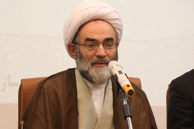 ایمان و عمل صالح تضمین کننده سعادت دنیا و آخرت ماست