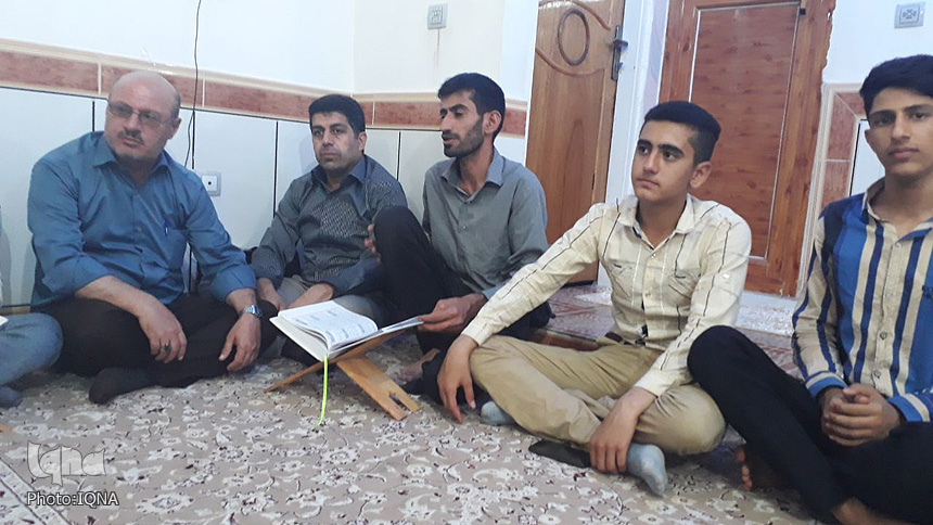 گزارش تصویری جلسه قرآن مجمع قرآنیان بقیه&zwnj;الله(عج) خرم&zwnj;آباد