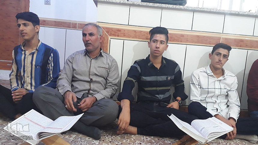 گزارش تصویری جلسه قرآن مجمع قرآنیان بقیه&zwnj;الله(عج) خرم&zwnj;آباد