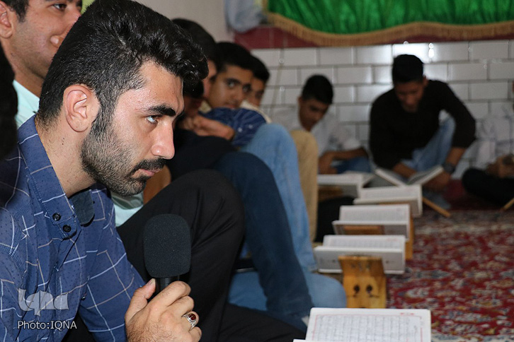 گزارش تصویری جلسه قرآن مجمع قرآنیان بقیه&zwnj;الله(عج) خرم&zwnj;آباد