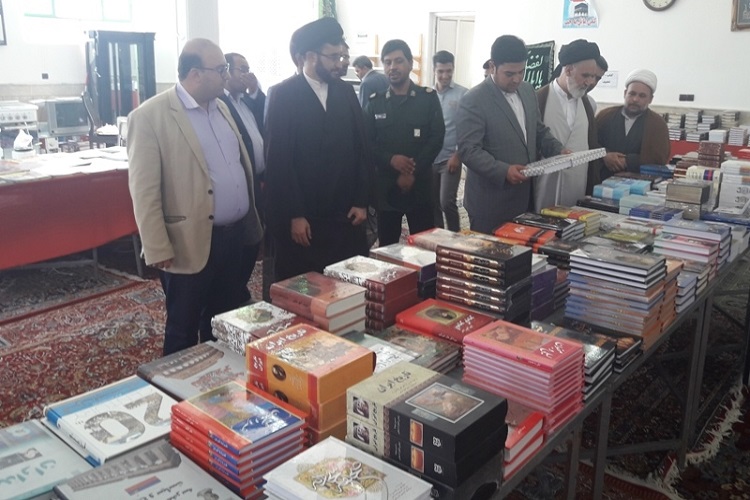 بازدید 3000نفراز نمایشگاه کتاب جاجرم