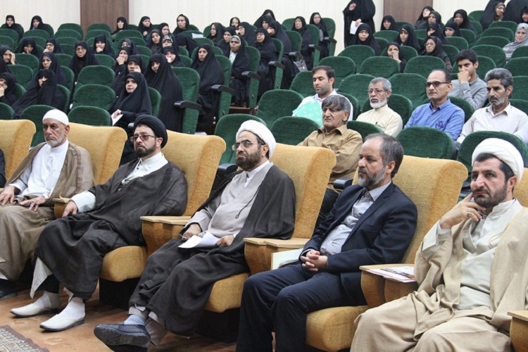 همایش توجیهی مسئولان هیات مذهبی و مداحان در بندرعباس همایش توجیهی مسئولان هیات مذهبی و مداحان در بندرعباس