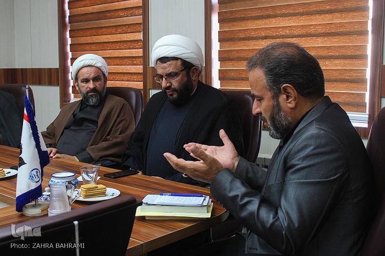 واکاوی و آسیب‌شناسی عزاداری امام حسین(ع)/از تبیین نقش تربیتی برای جوانان تا نگاه کاسب‌کارانه به مداحی
