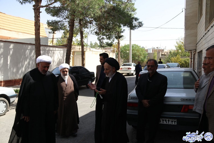 دیدار مسئولان خراسان&zwnj;جنوبی با خانواده شهیدین قاسمی