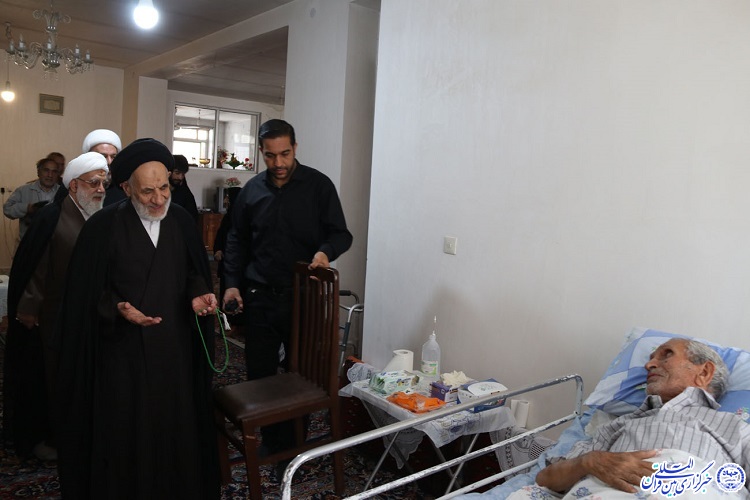 دیدار مسئولان خراسان&zwnj;جنوبی با خانواده شهیدین قاسمی