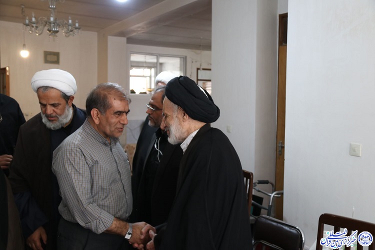 دیدار مسئولان خراسان&zwnj;جنوبی با خانواده شهیدین قاسمی