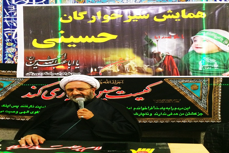 همایش شیرخوارگان حسینی در ورزقان برگزار شد