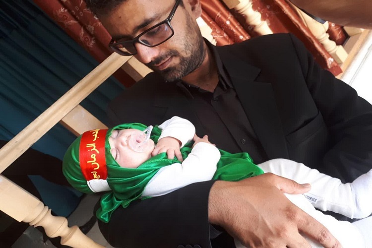 پوششی/ //همایش &laquo;شیرخوارگان حسینی&raquo; با حضور بیش از 2500 تشیع و تسنن در تایباد برگزار شد