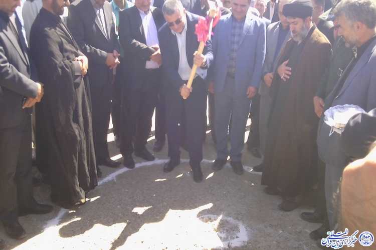 کلنگ زنی فاز اول ساخت بیمارستان 60 تختخوابی در خوشاب کلنگ زنی فاز اول ساخت بیمارستان 60 تختخوابی در خوشاب