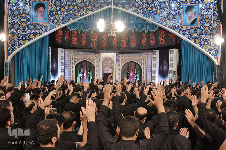 گزارش تصویری عزاداری محرم هیئت رزمندگان اسلام خرمآباد گزارش تصویری عزاداری محرم هیئت رزمندگان اسلام خرمآباد