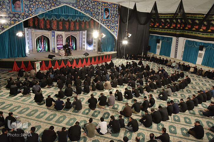 گزارش تصویری عزاداری محرم هیئت رزمندگان اسلام خرمآباد گزارش تصویری عزاداری محرم هیئت رزمندگان اسلام خرمآباد