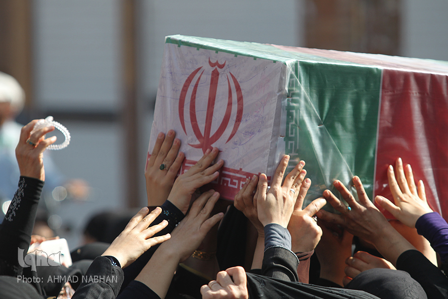 مراسم تشییع پیکر نه شهید گمنام دوران دفاع مقدس