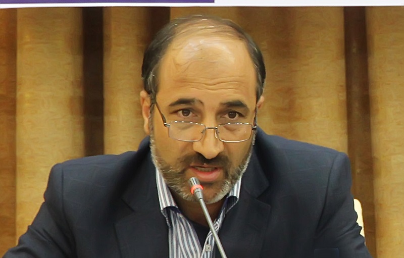 آموزش، تهدیدات جامعه را به فرصت تبدیل میکند آموزش، تهدیدات جامعه را به فرصت تبدیل میکند