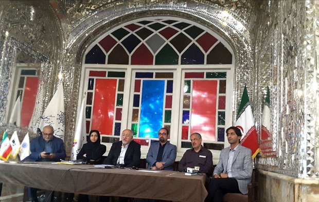 «تکریم آیینهای عاشورایی» جای «عطر سیب» نشست/ تأثیر کاهش ۳۵۰ میلیاردی بودجه فرهنگی در سایر بخشها «تکریم آیینهای عاشورایی» جای «عطر سیب» نشست/ تأثیر کاهش ۳۵۰ میلیاردی بودجه فرهنگی در سایر بخشها
