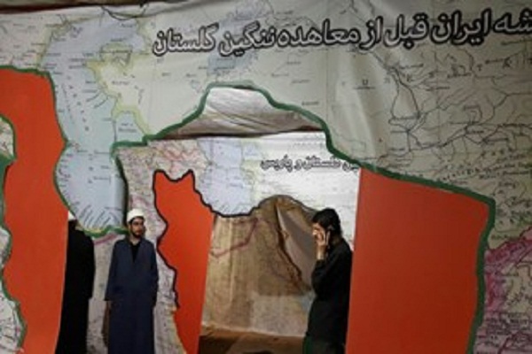 برپایی نمایشگاه «ما پیروزیم» در خرمآباد برپایی نمایشگاه «ما پیروزیم» در خرمآباد