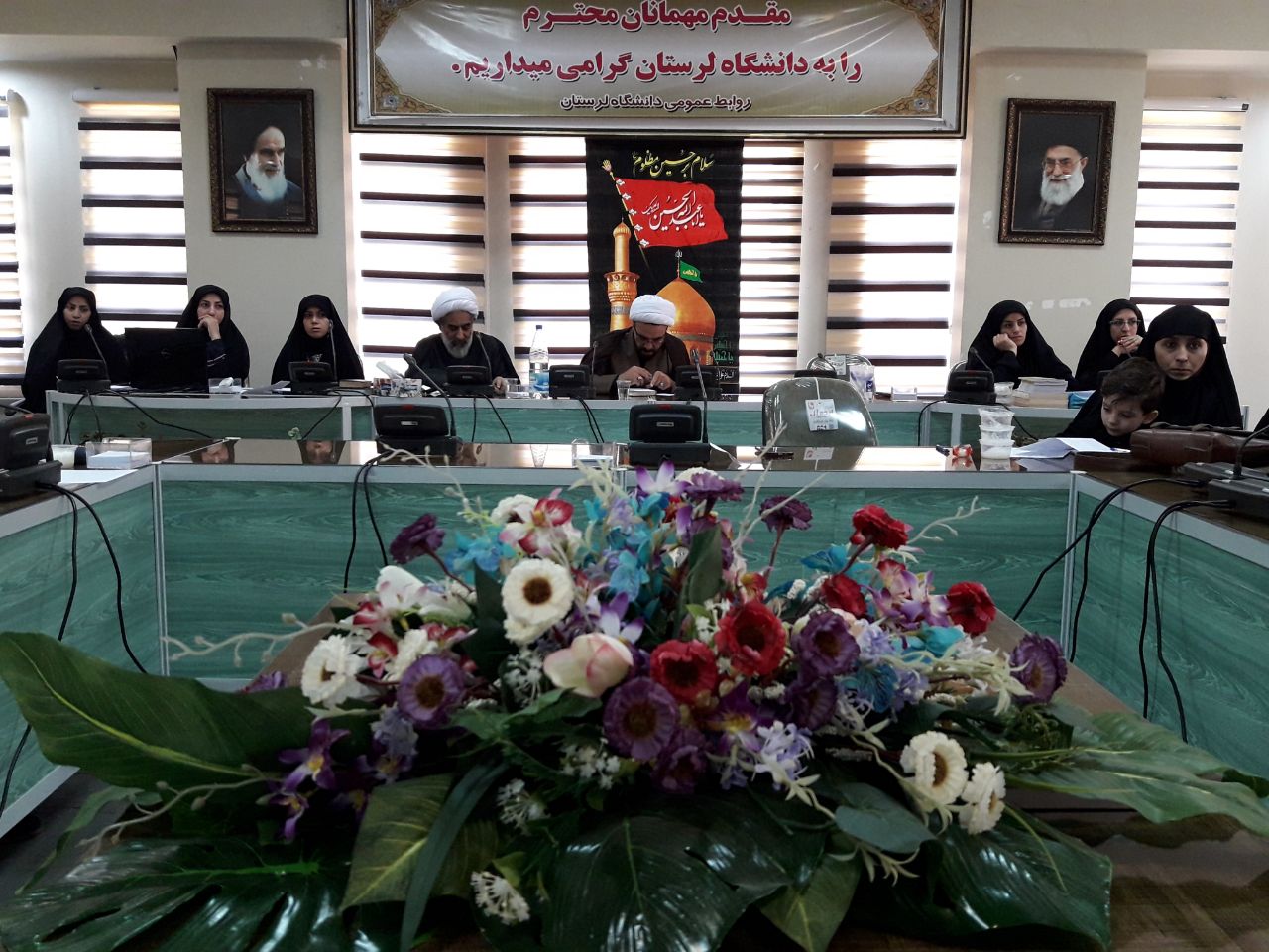 کارگاه بصیرت&zwnj;افزایی &laquo;تکالیف منتظران در قبال موعودِ موجود&raquo; در خرم&zwnj;آباد + عکس