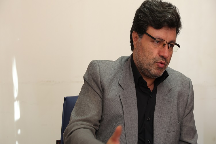 حکایتهای غلوآمیز در شأن امام حسین(ع) نیست/ هیئتهای مذهبی توجیه شوند حکایتهای غلوآمیز در شأن امام حسین(ع) نیست/ هیئتهای مذهبی توجیه شوند