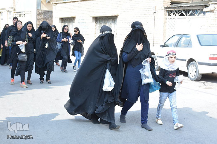 گزارش تصویری آیین &laquo;چهل منبر&raquo; در خرم&zwnj;آباد