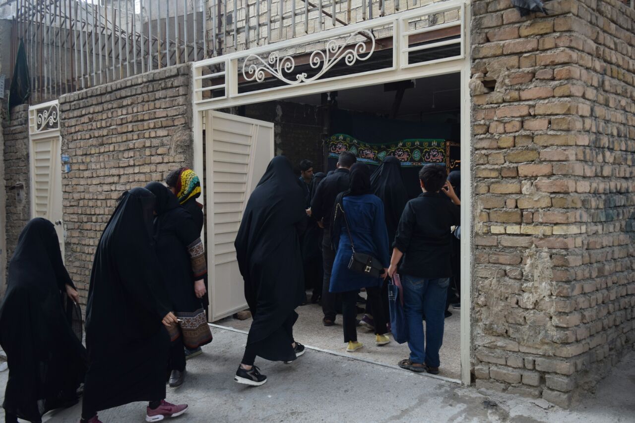 گزارش تصویری آیین عزاداری بانوان خرمآبادی گزارش تصویری آیین عزاداری بانوان خرمآبادی