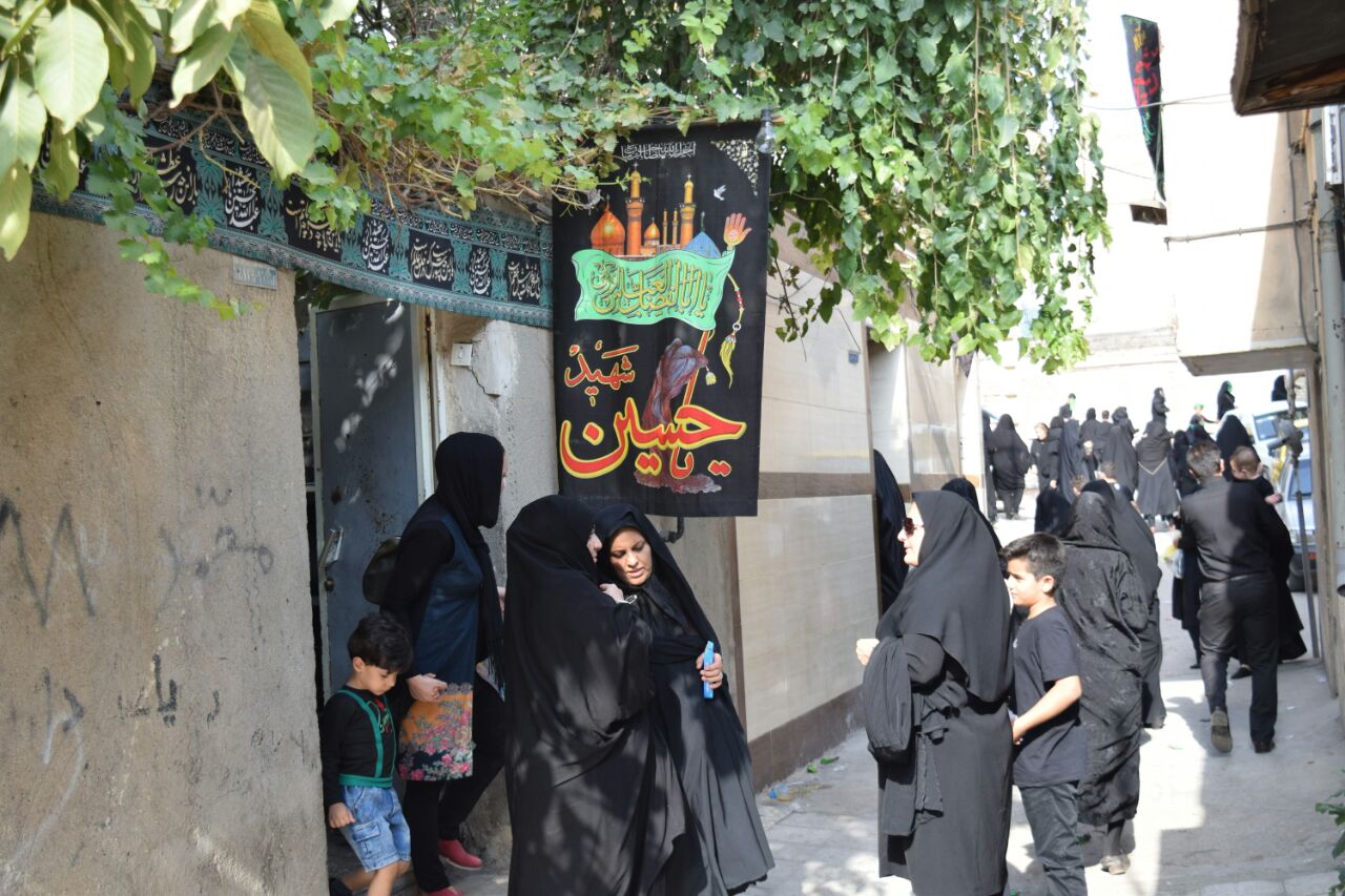 گزارش تصویری آیین عزاداری بانوان خرمآبادی گزارش تصویری آیین عزاداری بانوان خرمآبادی