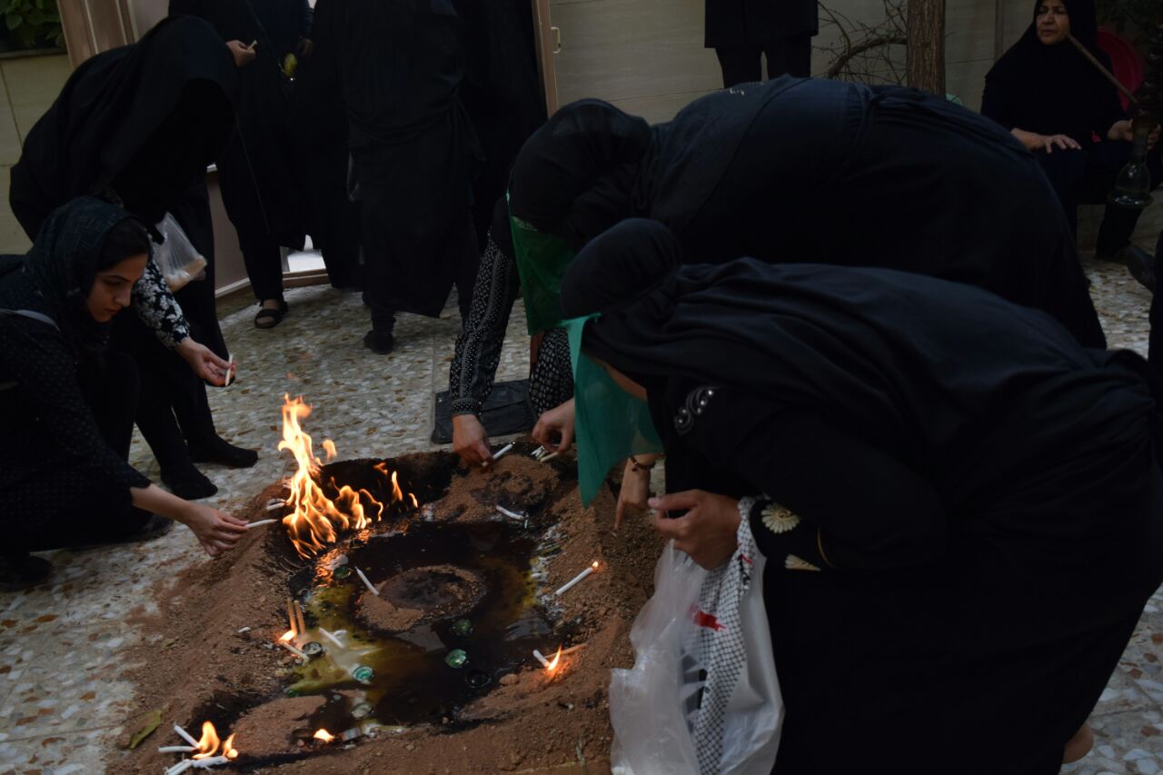 گزارش تصویری آیین عزاداری بانوان خرمآبادی گزارش تصویری آیین عزاداری بانوان خرمآبادی