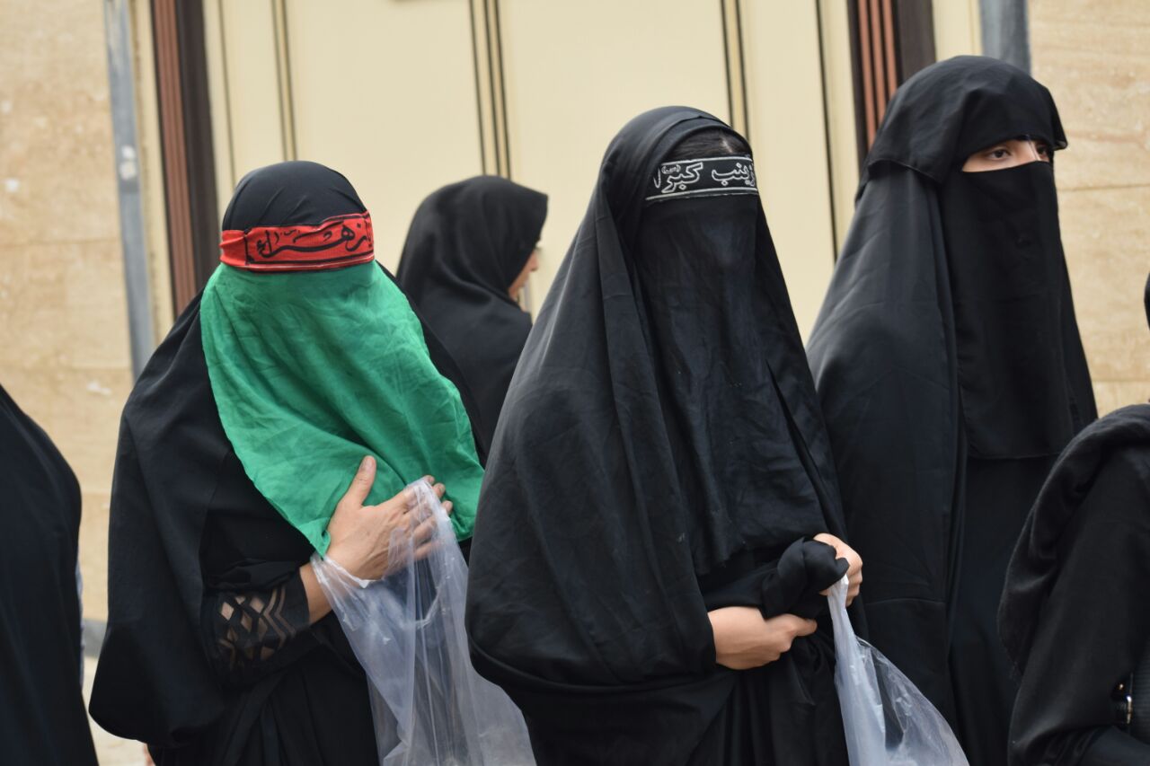 گزارش تصویری آیین عزاداری بانوان خرمآبادی گزارش تصویری آیین عزاداری بانوان خرمآبادی