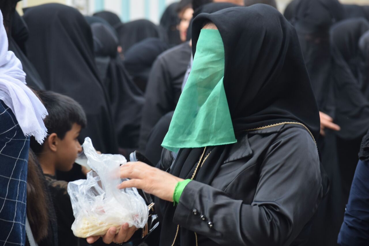 گزارش تصویری آیین عزاداری بانوان خرمآبادی گزارش تصویری آیین عزاداری بانوان خرمآبادی