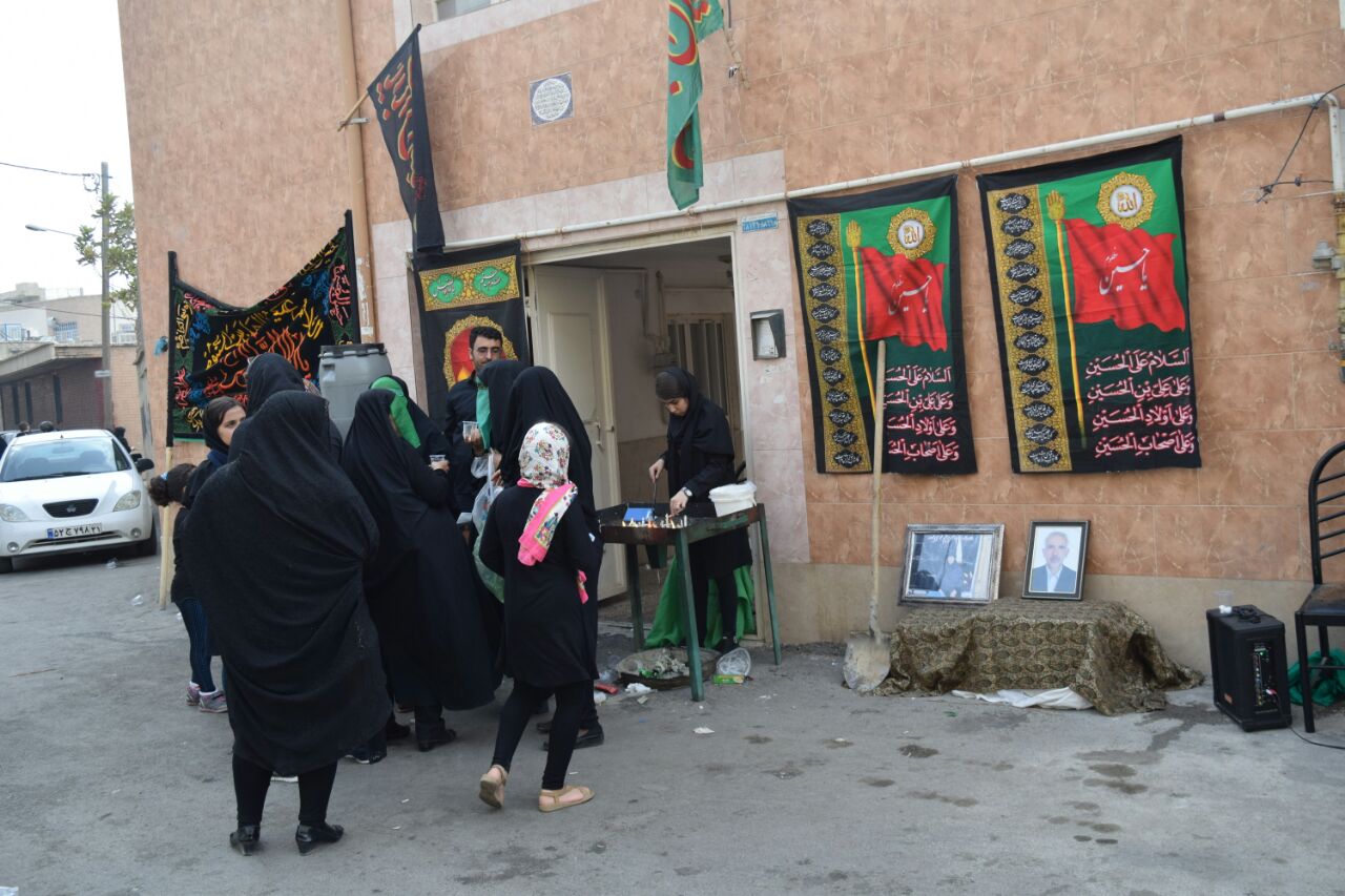 گزارش تصویری آیین عزاداری بانوان خرمآبادی گزارش تصویری آیین عزاداری بانوان خرمآبادی
