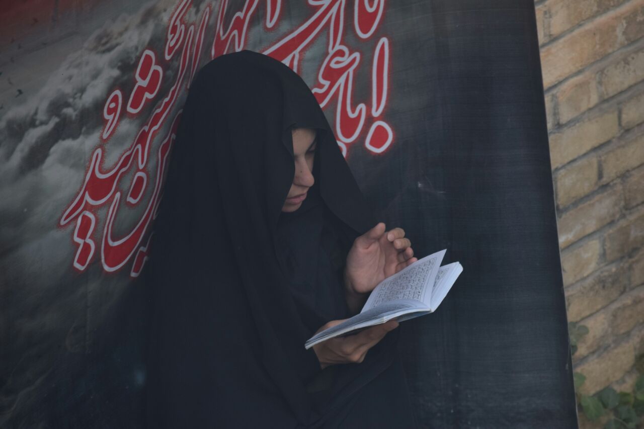 گزارش تصویری آیین عزاداری بانوان خرمآبادی گزارش تصویری آیین عزاداری بانوان خرمآبادی
