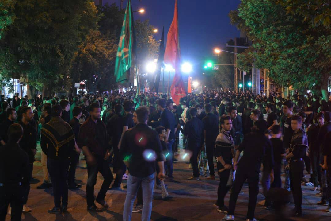 سوگ مردم بیجار در غم عاشورای حسینی+ عکس