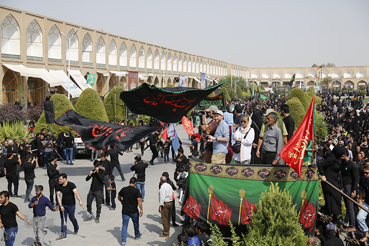 عزاداری روز عاشورا در اصفهان