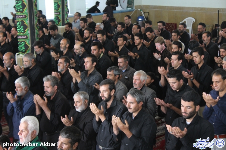 گزارش تصویری/نماز ظهر عاشورا در وردنجان