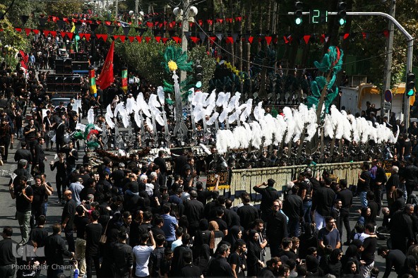 مراسم عزاداری ظهر عاشورا در کرج