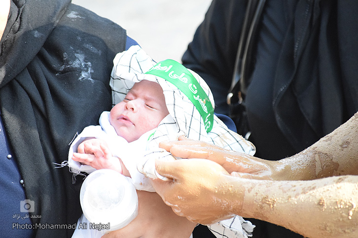 گزارش ایکنا از آیین چند هزار ساله &laquo;گِل مالی&raquo;