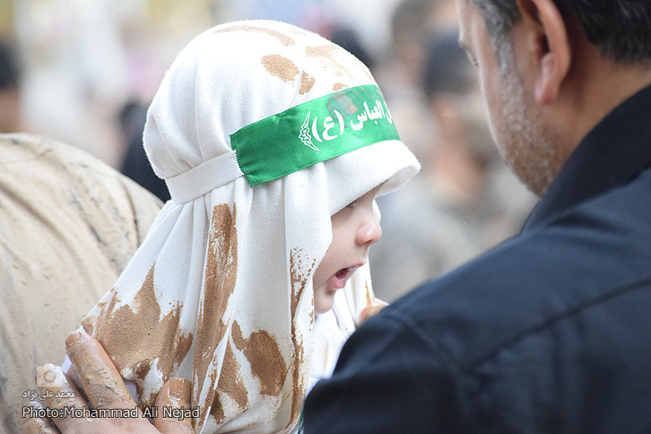 گزارش ایکنا از آیین چند هزار ساله &laquo;گِل مالی&raquo; + عکس