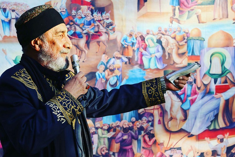 تقدیر از مرشد همدانی در جشنواره سراسری «نقالان علوی» تقدیر از مرشد همدانی در جشنواره سراسری «نقالان علوی»