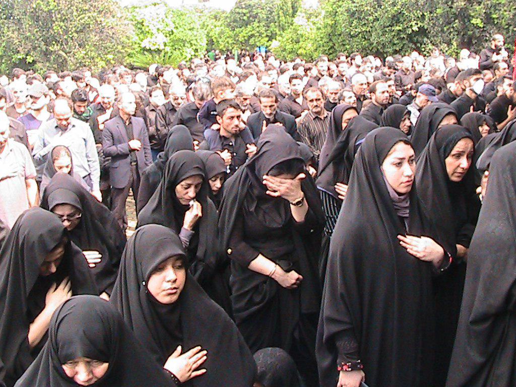 گزارش تصویری از عاشورای حسینی در بابلسر گزارش تصویری از عاشورای حسینی در بابلسر