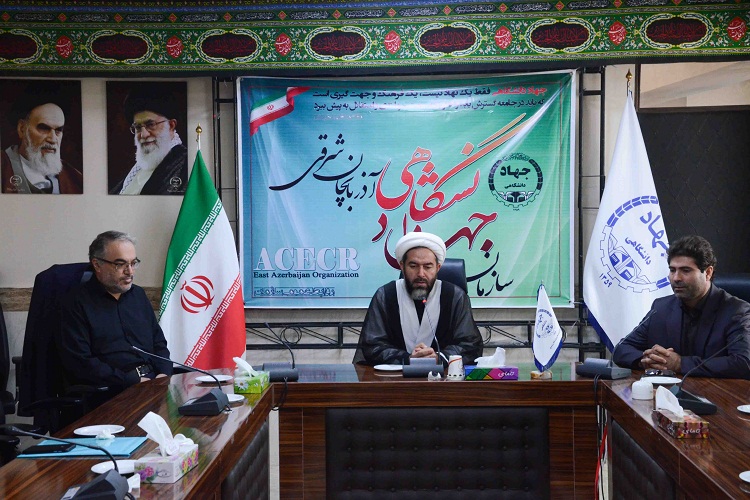 تا خودسازی نباشد نور معرفت بر دل نمیتابد تا خودسازی نباشد نور معرفت بر دل نمیتابد
