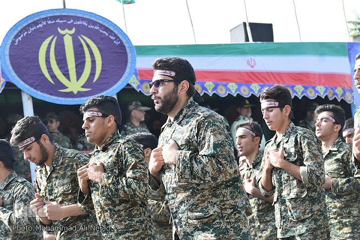 گزارش تصویری رژه نیروهای مسلح لرستان