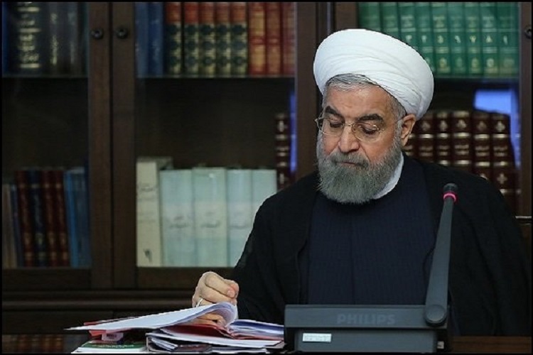 دستور رئیس جمهور به وزیر و استاندار کرمانشاه در پی زلزله امروز