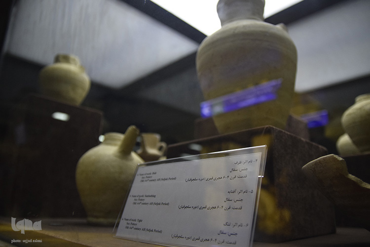 رونمایی از تندیس جهان پهلوان تحتی