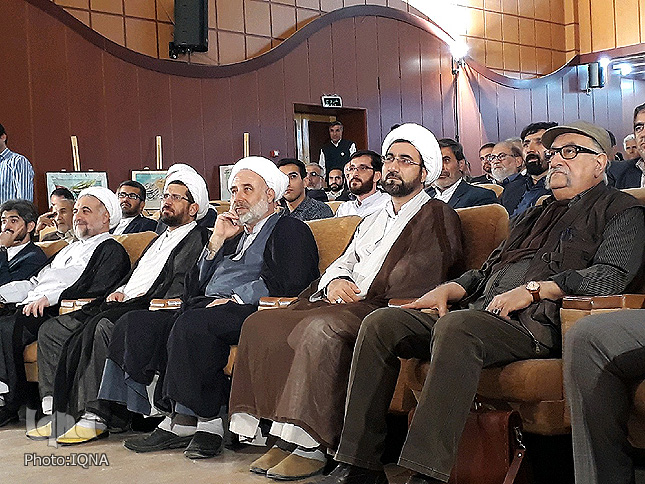 گزارش تصویری جشنواره «نشان محبت» در لرستان گزارش تصویری جشنواره «نشان محبت» در لرستان