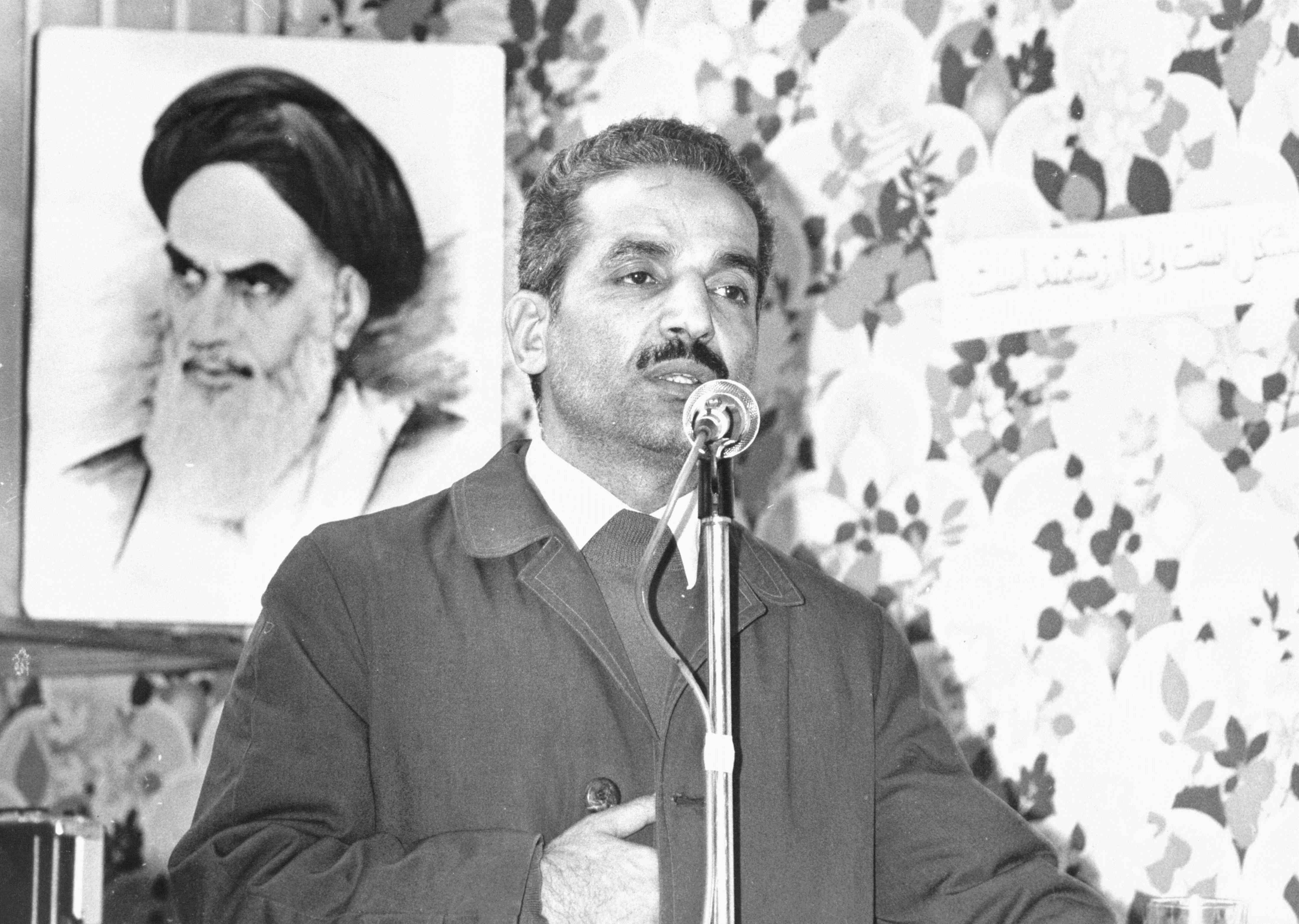 شهید رجایی: سرنوشت 36 میلیون انسان تحت‌الشعاع یک بله یا نه+صوت
